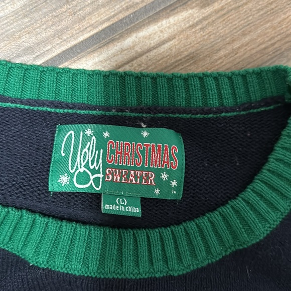 Men’s Christmas ugly sweater - Picture 2 of 3